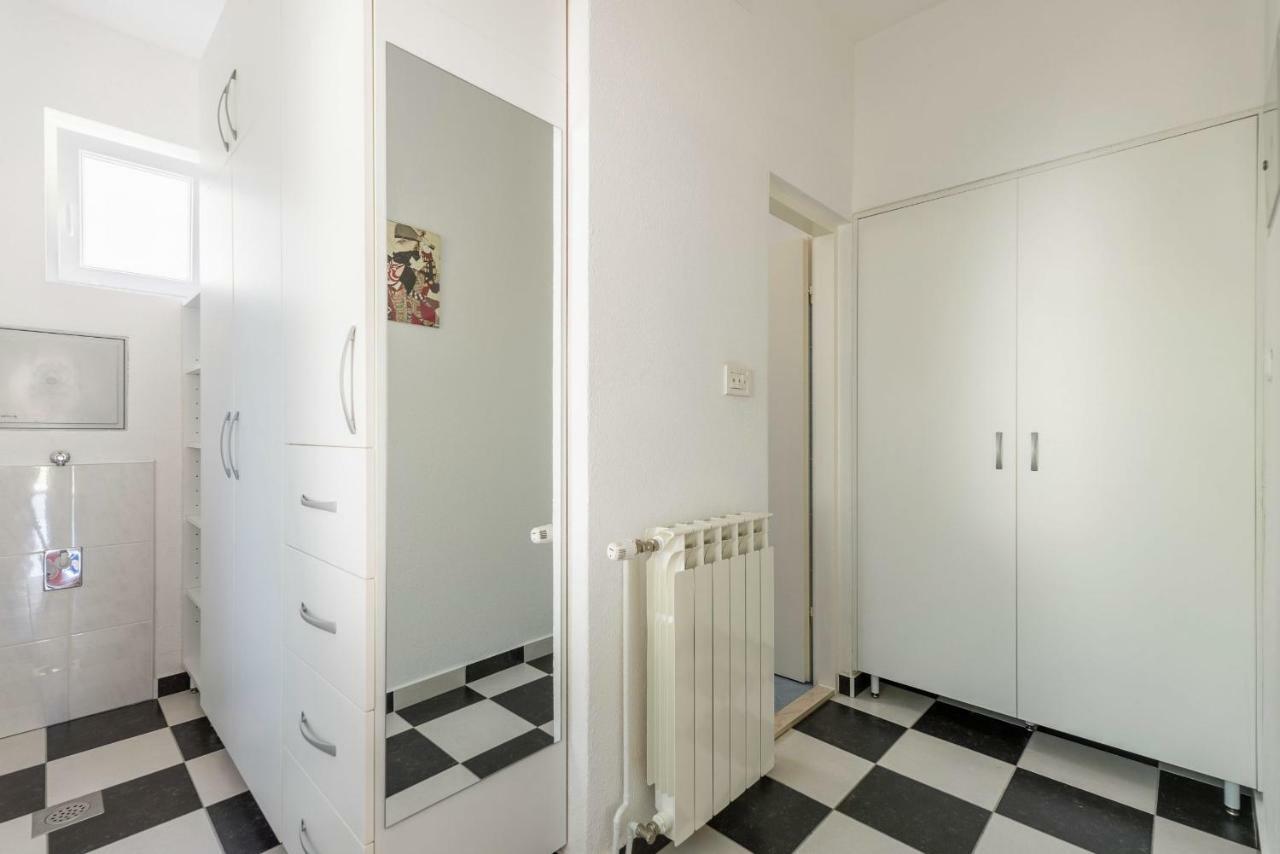 Cozy New Flat For 2 Or 3 Lejlighed Hvar Town Eksteriør billede